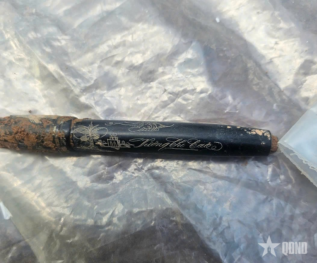 Quảng Trị: Phát hiện hài cốt liệt sĩ kèm bút máy khắc tên Vương Chí Cao